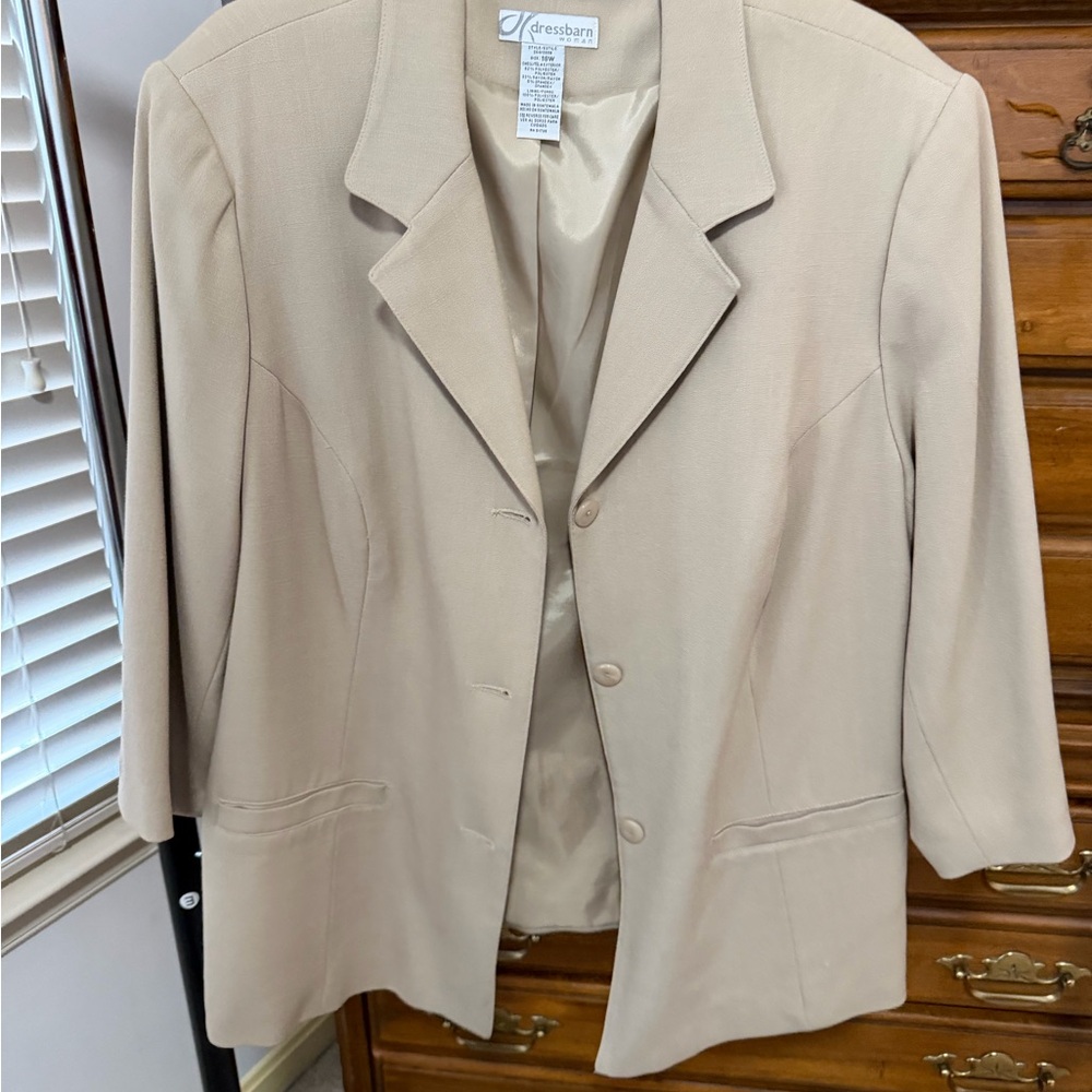 Dressbarn Women's Tan Blazer